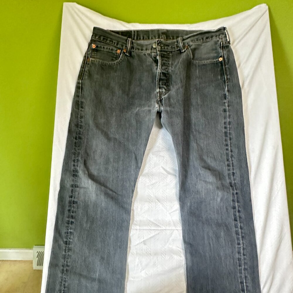 Levi's 501 Gray/Black Zip Fly 34x29